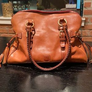 Dooney & Burke Leather (saddle/cognac) Shoulder bag
